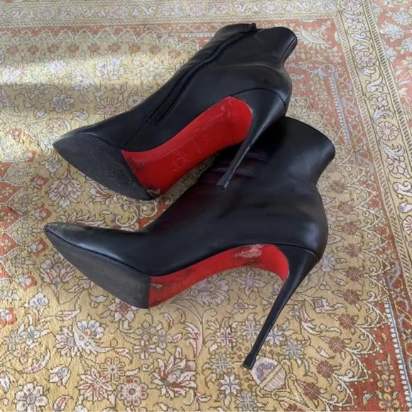 🖤 Christian Louboutin So Kate booties 🖤 - Picture 8 of 8